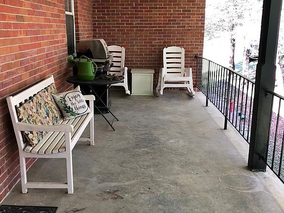 5th image of 405 Carver Dr