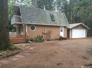 31 N Glenwood Rd, Hoodsport, WA 98548