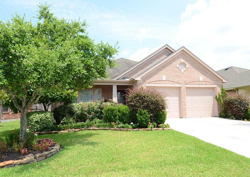 1st image of 27015 Crown Rock Dr