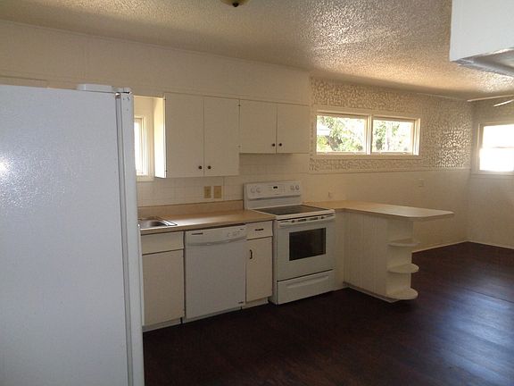 5th image of 601 Westview Dr