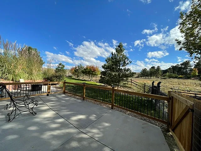 6710 Hillside Way — Photo 5