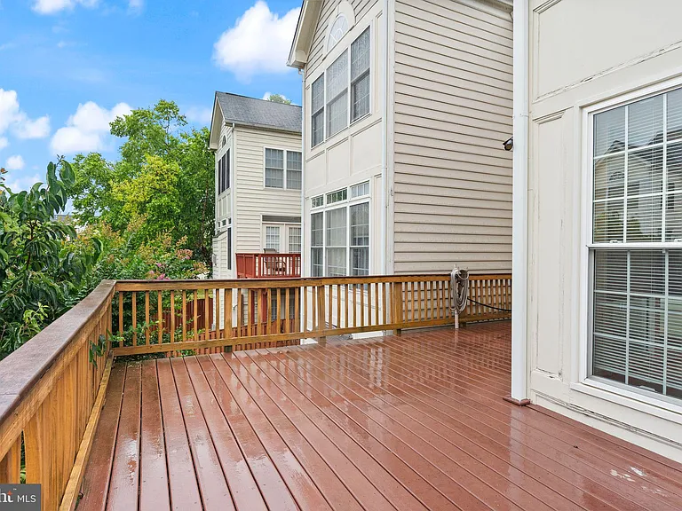 42685 Rolling Rock Sq — Photo 52