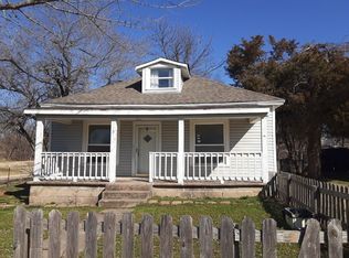 1121 E Cobb Ave, Sapulpa, OK 74066