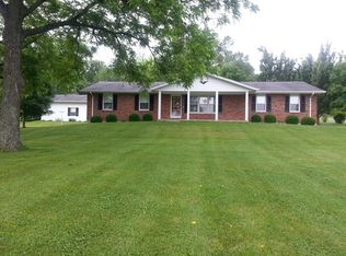 11 Stablestone Dr, Union, MO 63084