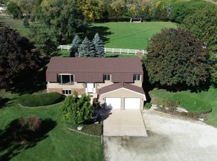 41W038 Bowes Rd, Elgin, IL 60124