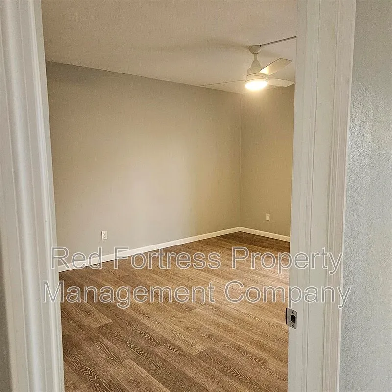 Building Photo - 12501 McGregor Blvd #23