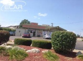 2008 W Coldwater Rd, Flint, MI 48505