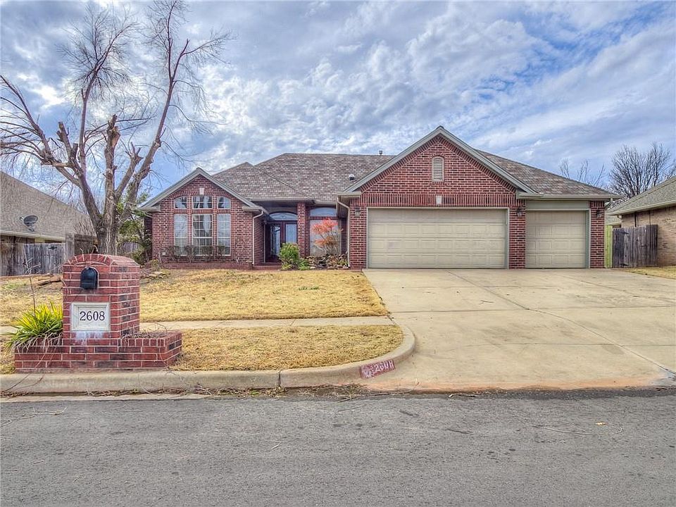 1st image of 2608 Harrington Ct