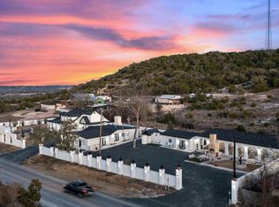 2575 N State Highway 16, Fredericksburg, TX 78624