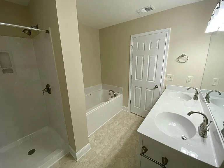65 Roselite Cir — Photo 26