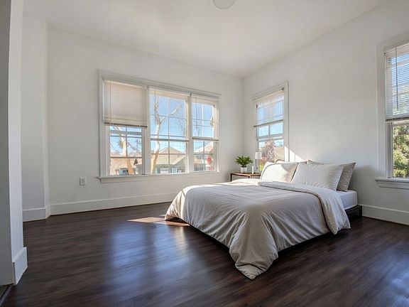 3rd image of 2666 Orchard Ave