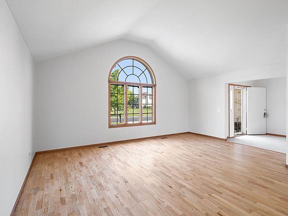3rd image of 25217 W Jacob Fry Dr