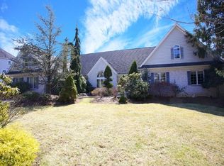 9 Shadow Ridge Run, Wayne, NJ 07470
