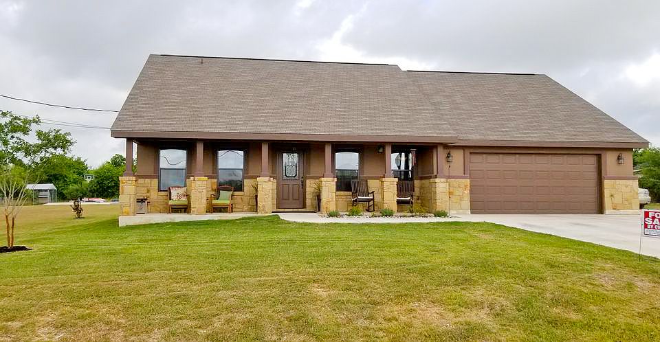 1st image of 126 Kaitlyn Ln