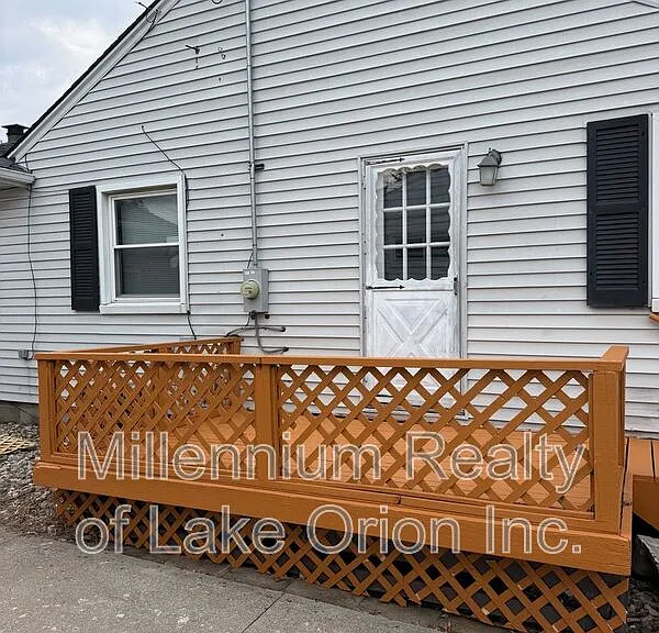 34019 Garfield Rd — Photo 13