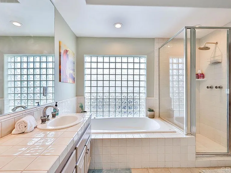 229 Orange Ave #3 — Photo 12