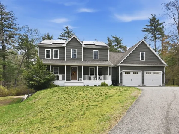 32 1/2 E Howland Rd, East Freetown, MA 02717