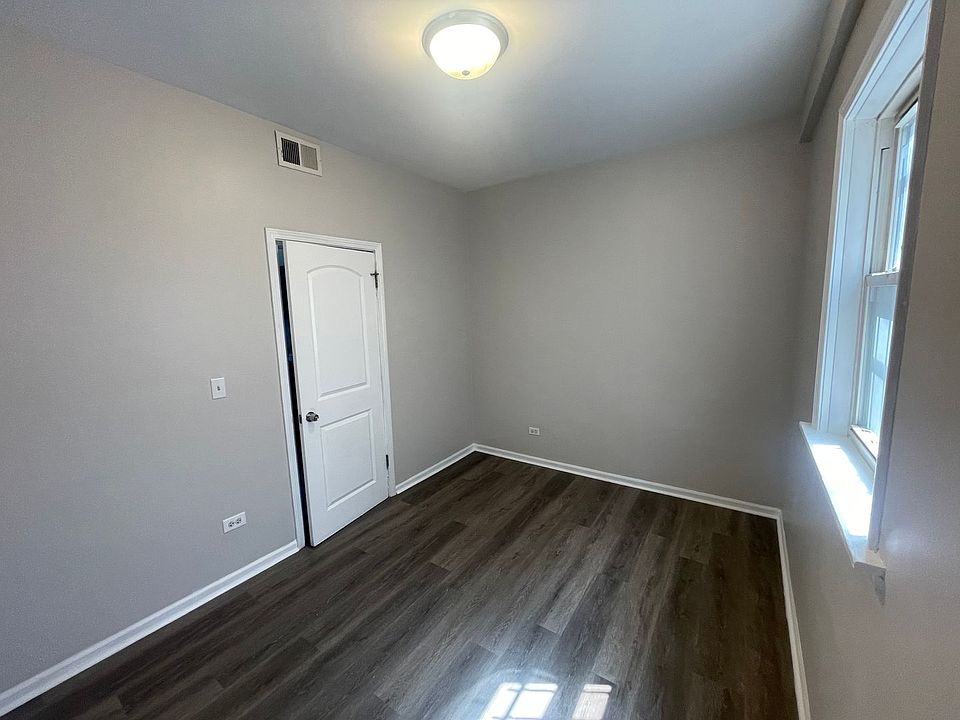 1st image of 5319-33 W Fullerton Ave #5333-1RB