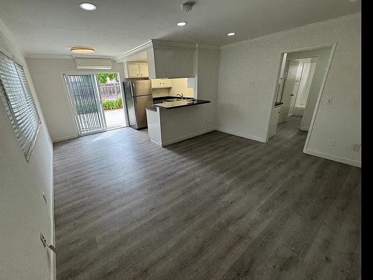 10910 W Regent St #A — Photo 5