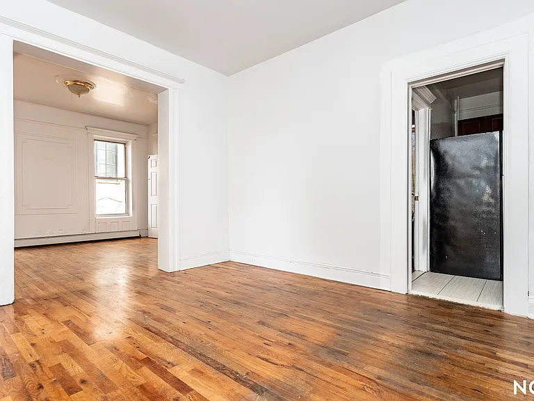 1308 Prospect Pl #1 — Photo 3