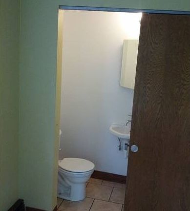 2nd image of 815 E Holm Dr APT 4