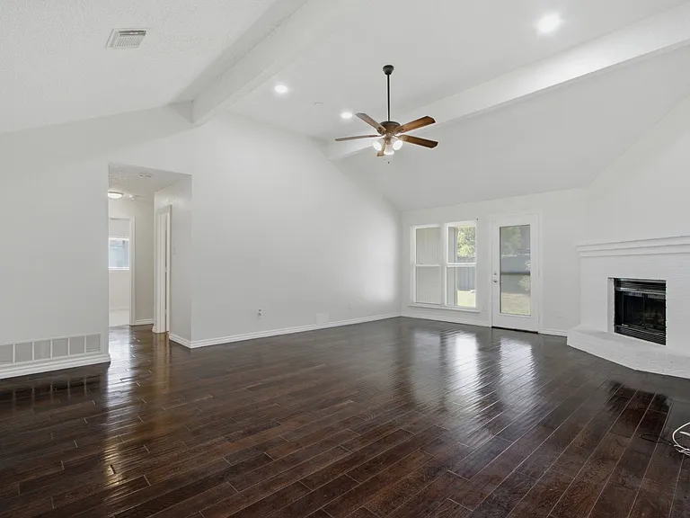 5005 Frontier Ln — Photo 5