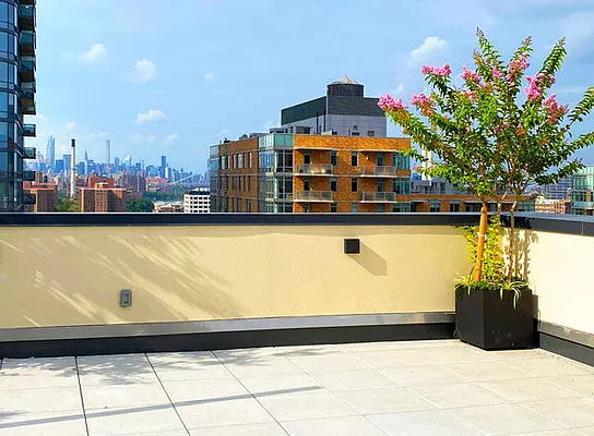 Sold by Compass | media 23