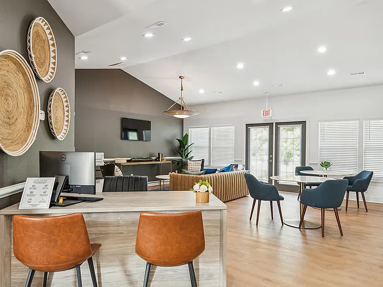 Broadwater Townhomes — Photo 10