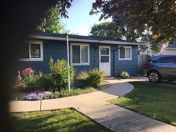 Front of building/ Parking