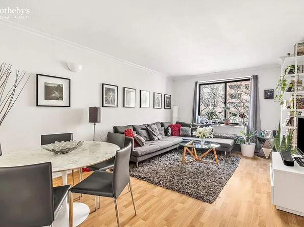 300 Rector Pl APT 3I, New York, NY 10280