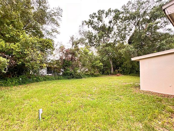 4th image of 1655 Brady Dr