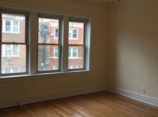 2323 W Wilson Ave APT 2, Chicago, IL 60625