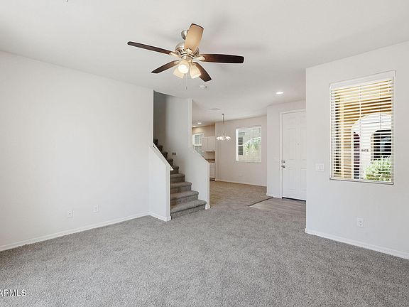 5th image of 5464 W FULTON Street
