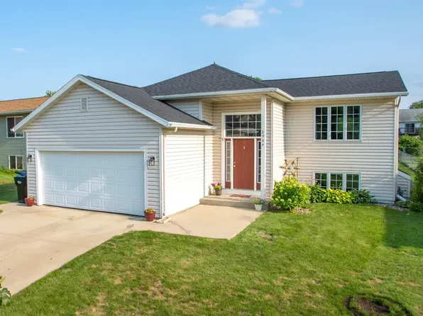 2904 Bandel Ct NW, Rochester, MN 55901