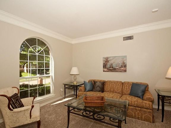 5th image of 3801 Skyline Dr