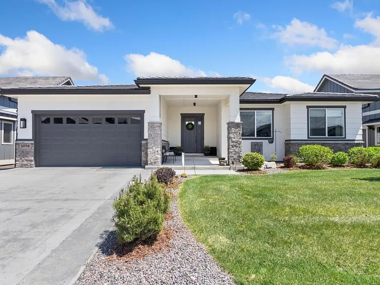 3098 Heron Lakes Pkwy — Photo 2