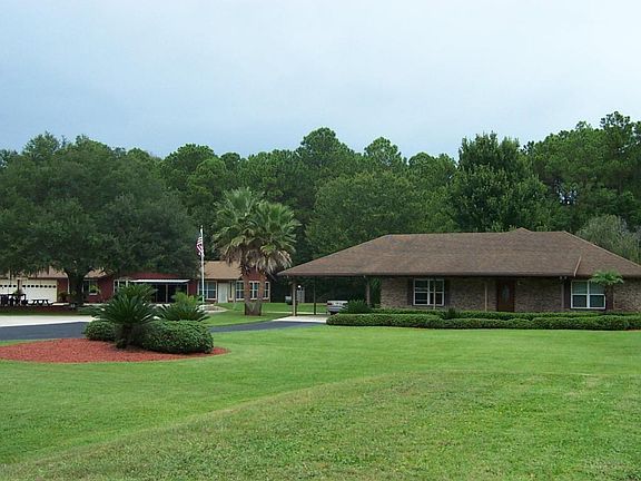 S3-Shared Driveway - Two Homes