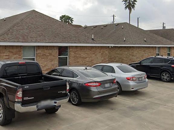 2nd image of 1107 Leticia St