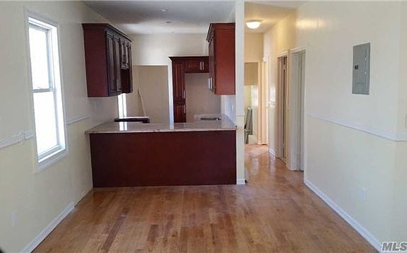 4th image of 146-09 220th St