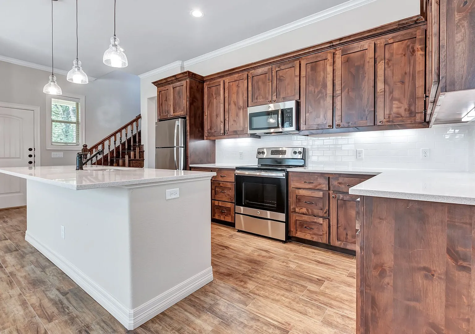 311 Fairway Drive - A — Photo 3
