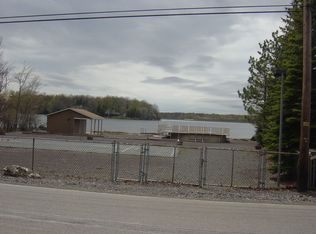 65 N Arrow Dr, Pocono Lake, PA