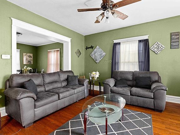 5th image of 1015 NE Glendale Ave
