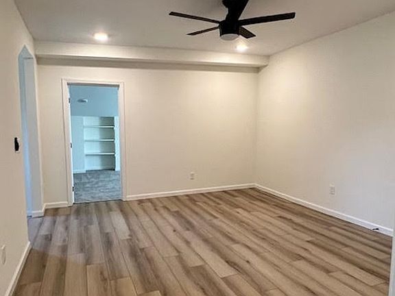 2nd image of 1424 California Ave #2