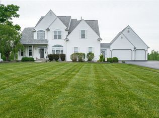 4511 Verplank Rd, Clay, NY 13041