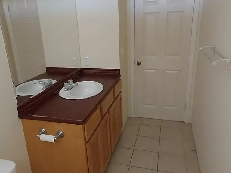 Guest Bath.