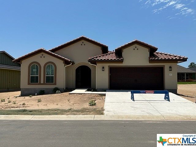 1st image of 1423 Dancing Oak Ln