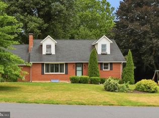 328 Quittie Park Dr, Annville, PA 17003