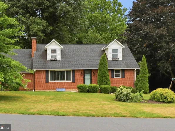 328 Quittie Park Dr, Annville, PA 17003