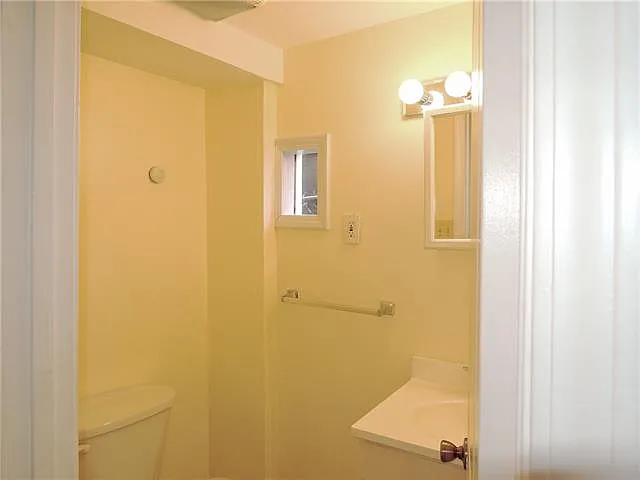 7204 Hickory St #B — Photo 15