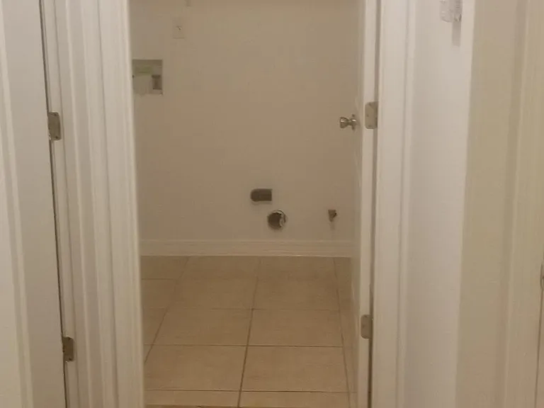 219 Wildflower Ln — Photo 15